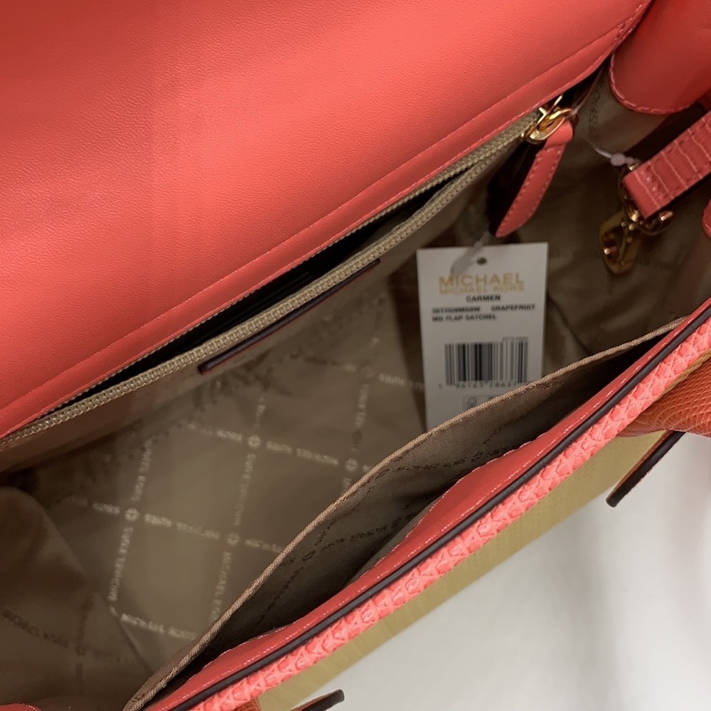 MICHAEL KORS CARMEN MEDIUM FLAP MESSENGER SATCHEL GRAPEFRUIT COLOR - Picture 10 of 16
